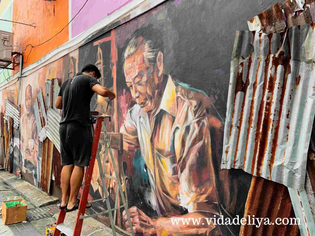 Discover Kuching Malaysia: Most Instagrammable Street Art in City of Cats (Borneo) - Little India - Kai Joo Lane - Leonard Siaw