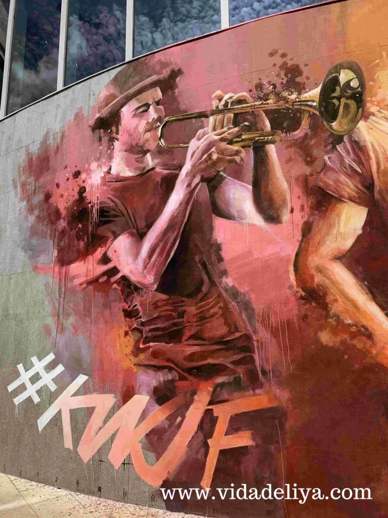 Discover Kuching Malaysia: Most Instagrammable Street Art in City of Cats (Borneo) - Kuching Riverfront - Riverside Majestic Hotel - Kuching Waterfront Jazz Festival