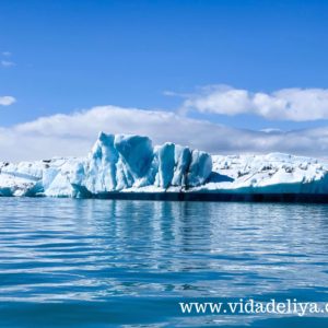 Jökulsárlón glacier lagoon, Iceland