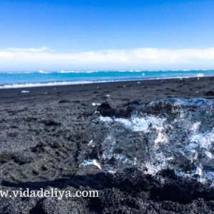 1. Visit Iceland's Diamond Beach - Breiðamerkursandur