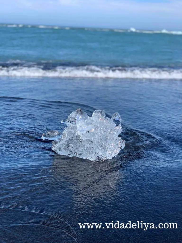 10.1 Visit Iceland's Diamond Beach - Breiðamerkursandur