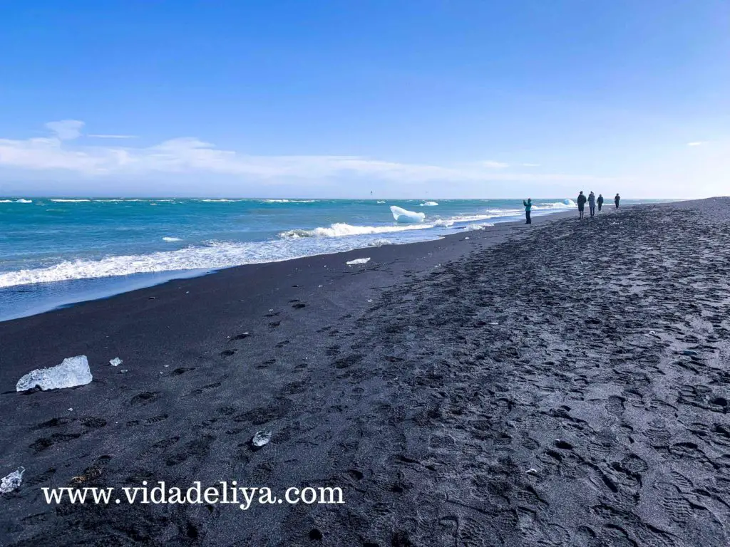 2.1 Visit Iceland's Diamond Beach - Breiðamerkursandur