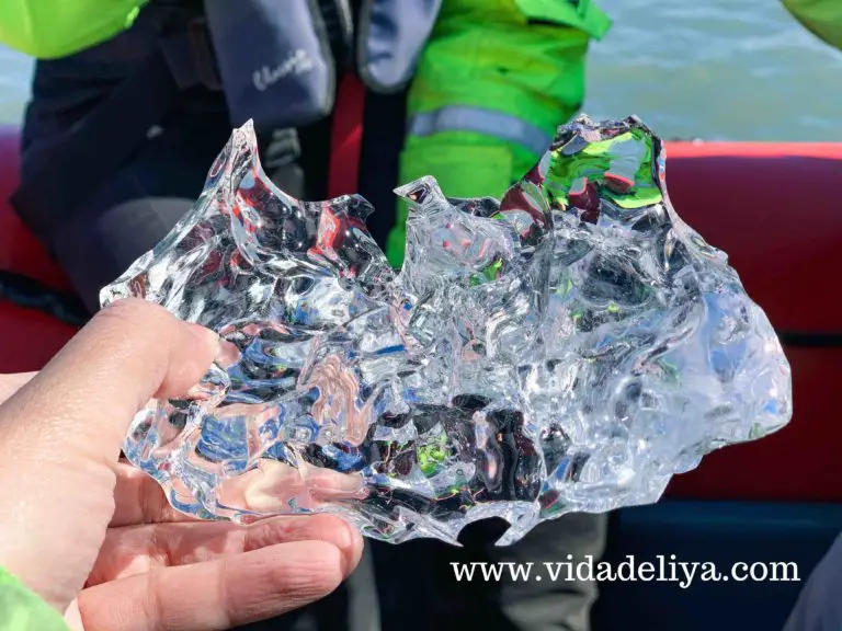 32. Jökulsárlón glacier lagoon tour - edible diamond