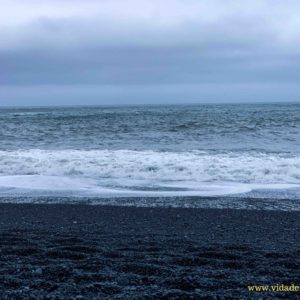 4. Reynisfjara Black Sand Beach, Vik Iceland