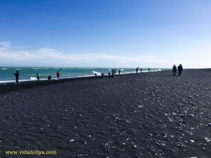 5. Visit Iceland's Diamond Beach - Breiðamerkursandur