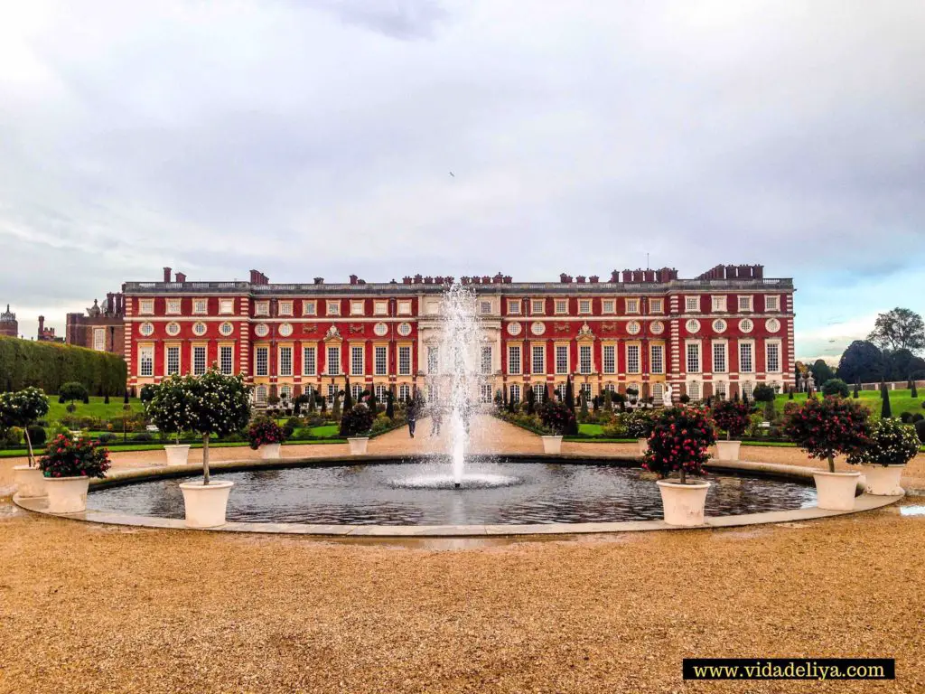 4. Hampton Court Palace, England, United Kingdom