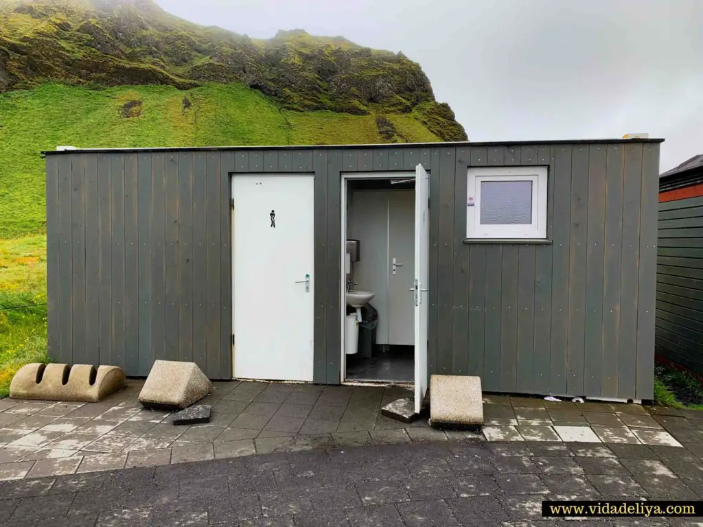 3.0 Seljalandsfoss Waterfall toilet