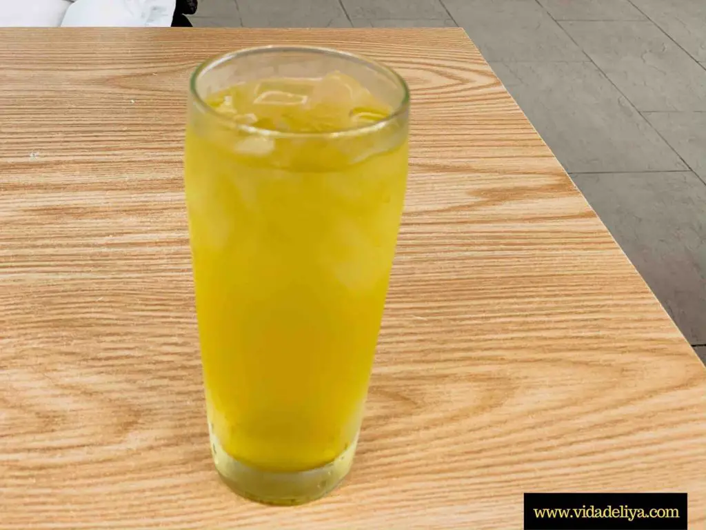 Eatomo Publika, Sri Hartamas, Kuala Lumpur Malaysia - Restaurant Food Review - Iced green tea for lunch