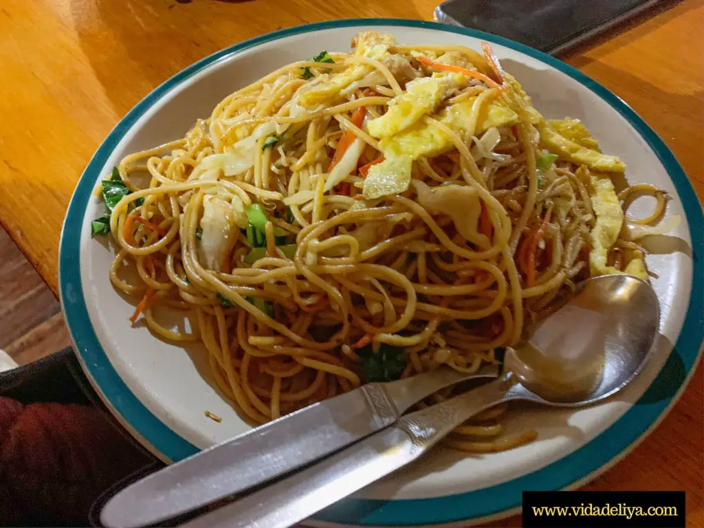 17. Nepali fried noodles - chow mein