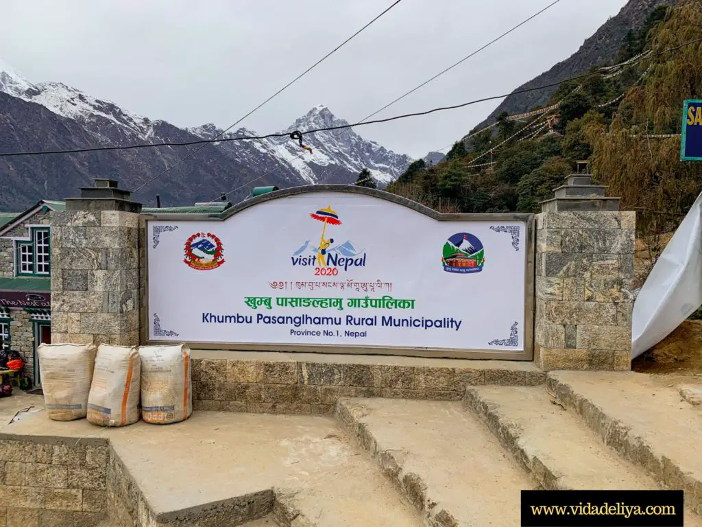 Lukla welcome sign to Sagamatha National Park