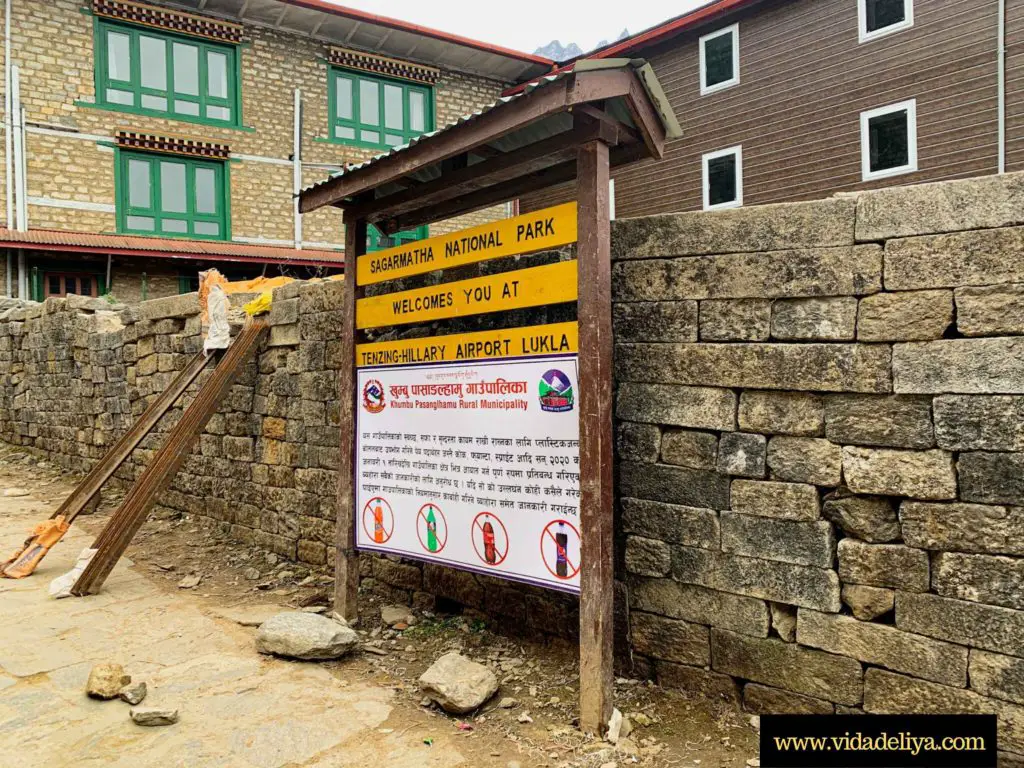 Tenzing-Hillary Airport - entrance with welcome sign