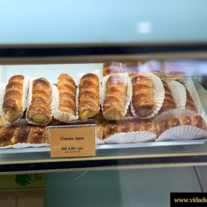 Fruity Bakery & Cafe, Klang - apple strudel